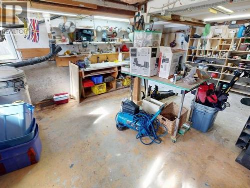 4291 Joyce Ave, Powell River, BC - Indoor