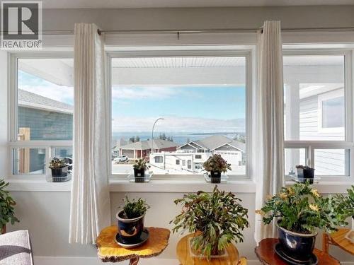 4374 Quebec Ave, Powell River, BC - Indoor