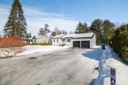 45 Rue Cléroux  Saint-Lin/Laurentides, QC J5M 2B6