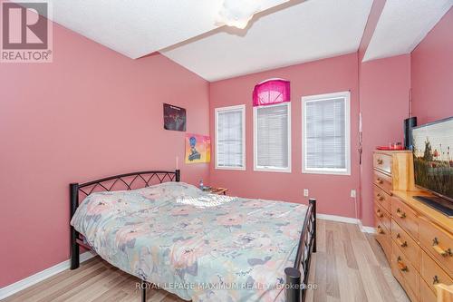 85 Ronan Crescent, Vaughan, ON - Indoor Photo Showing Bedroom