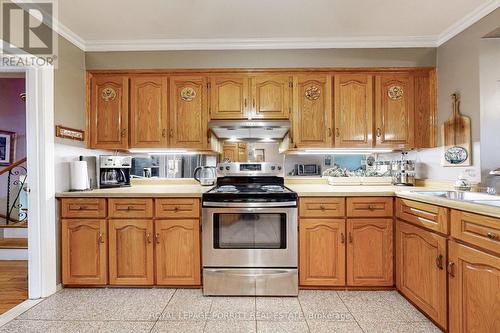 1435 Strathy Avenue, Mississauga, ON - Indoor Photo Showing Kitchen