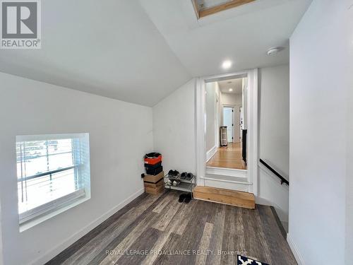 83 Cedar Street, Belleville (Belleville Ward), ON - Indoor Photo Showing Other Room