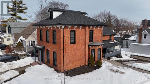 83 Cedar Street, Belleville (Belleville Ward), ON - Outdoor