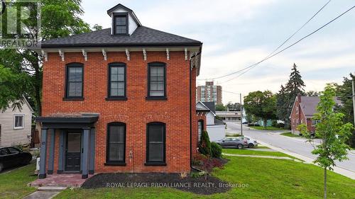 83 CEDAR STREET  Belleville (Belleville Ward), ON K8P 3M3