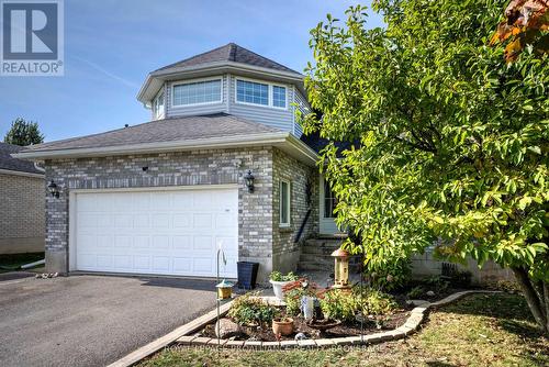 605 FERNMOOR DRIVE  Kingston (East Gardiners Rd), ON K7M 8K5