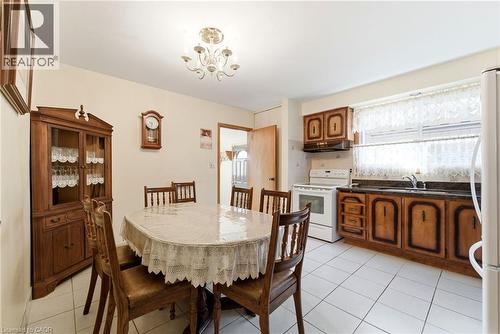 45 Cromwell Crescent, Hamilton, ON - Indoor Photo Showing Dining Room