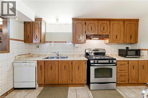 45 Cromwell Crescent, Hamilton, ON - Indoor Photo Showing Kitchen With Double Sink