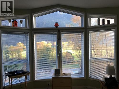 1292 Highway 3A Unit# 19, Keremeos, BC 