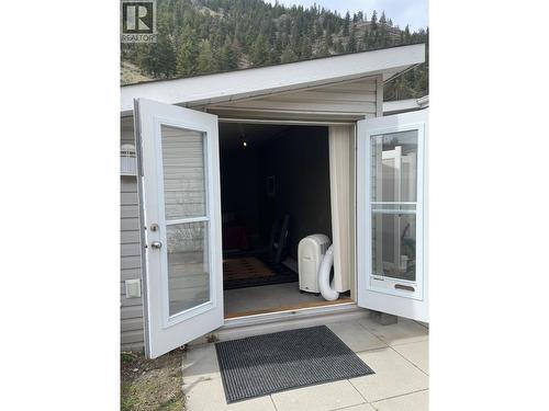 1292 Highway 3A Unit# 19, Keremeos, BC 
