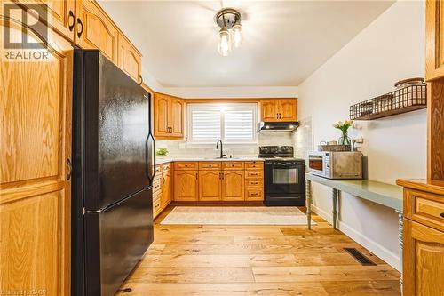 103 Empress Avenue, Hamilton, ON - Indoor Photo Showing Kitchen