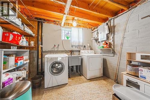 103 Empress Avenue, Hamilton, ON - Indoor Photo Showing Laundry Room