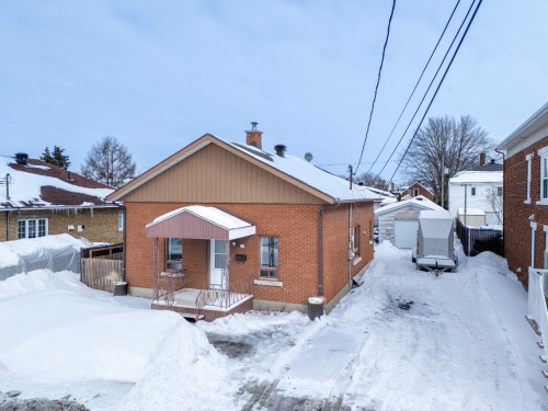 90 Rue St-Marcel  Drummondville, QC J2B 2C9