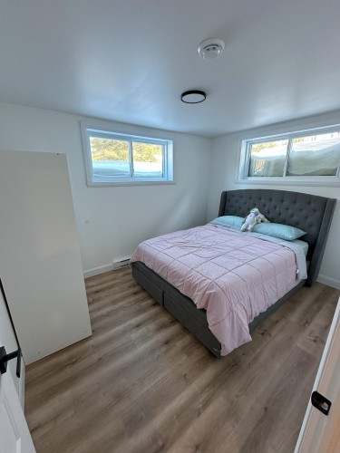 Chambre à coucher - 275 51E Rue O., Venise-En-Québec, QC - Indoor Photo Showing Bedroom