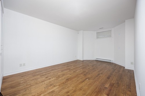 Family Room - 4363 Boul. Décarie, Montréal (Côte-Des-Neiges/Notre-Dame-De-Grâce), QC - Indoor Photo Showing Other Room