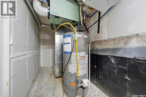 911 Hunter Road, Saskatoon, SK - Indoor Photo Showing Basement