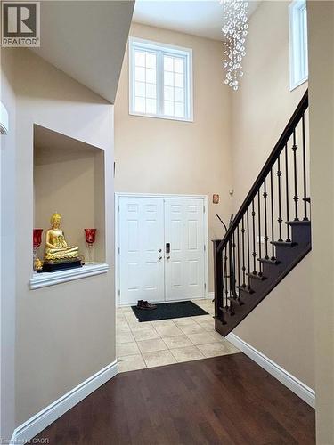 Entrance foyer featuring a towering ceiling and light wood-type flooring - 34 Watervale Drive Unit# Upper, Kitchener, ON - Indoor Photo Showing Other Room