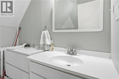 top floor - unit 3 - 147 Emerald Street S, Hamilton, ON - Indoor