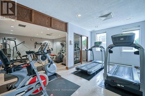 Building's gym - 2502 - 530 Laurier Avenue W, Ottawa, ON - Indoor Photo Showing Gym Room