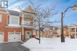 19 BEARINGS AVENUE  Whitchurch-Stouffville, ON L4A 0W6