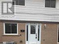 2 HUNT CLUB DRIVE  Brampton, ON L6S 1S2