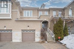 16 GAUGUIN AVENUE  Vaughan, ON L4J 9J7