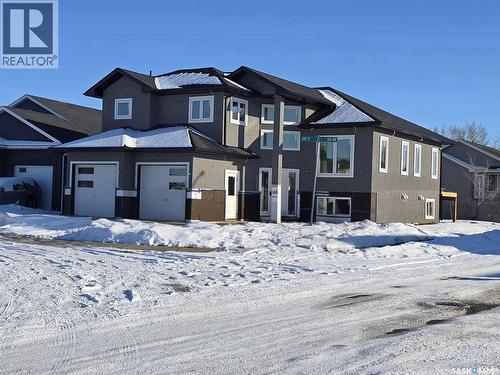 231 Lehrer Place, Saskatoon, SK - Outdoor With Facade