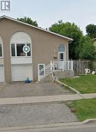 61 GREENBRIAR ROAD  Brampton, ON L6S 2A4