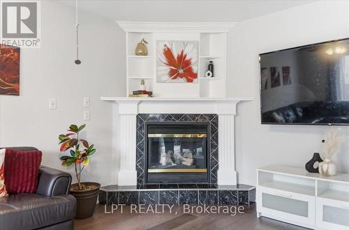 48 Nashville Circle, Hamilton, ON - Indoor Photo Showing Living Room With Fireplace