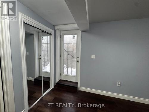 48 Nashville Circle, Hamilton, ON - Indoor Photo Showing Other Room