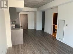 818 - 15 BASEBALL PLACE  Toronto, ON M4M 0E6