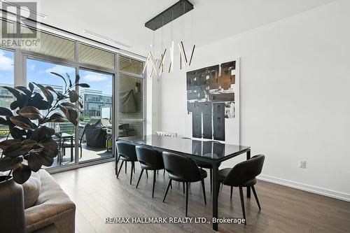 3658 Ferretti Court, Innisfil, ON - Indoor Photo Showing Dining Room