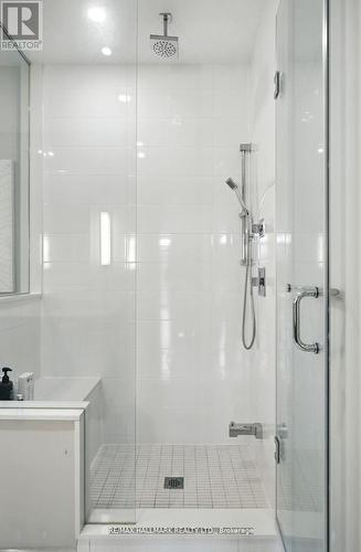 3658 Ferretti Court, Innisfil, ON - Indoor Photo Showing Bathroom