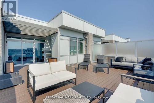 3658 Ferretti Court, Innisfil, ON - Outdoor With Deck Patio Veranda