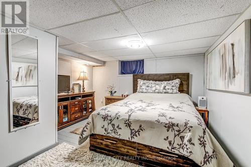 92 Forest Avenue, St. Thomas, ON - Indoor Photo Showing Bedroom