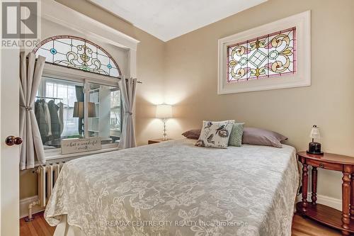 92 Forest Avenue, St. Thomas, ON - Indoor Photo Showing Bedroom