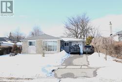 53 ASCOT AVENUE  Brampton, ON L6T 2P3
