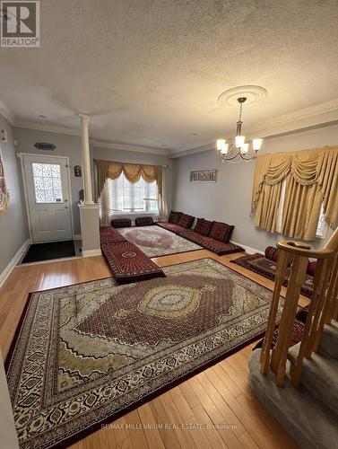 3891 Bloomington Crescent, Mississauga, ON - Indoor Photo Showing Bedroom