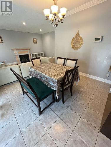 3891 Bloomington Crescent, Mississauga, ON - Indoor Photo Showing Other Room