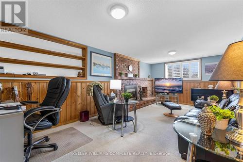 411 Bryant Crescent, Burlington, ON - Indoor With Fireplace