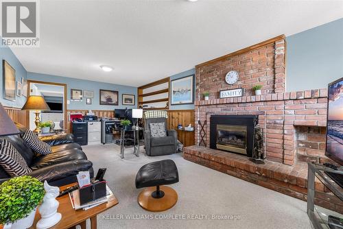 411 Bryant Crescent, Burlington, ON - Indoor Photo Showing Living Room With Fireplace