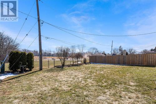 411 Bryant Crescent, Burlington, ON - Outdoor