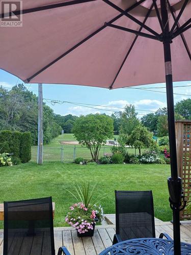 411 Bryant Crescent, Burlington, ON - Outdoor With Deck Patio Veranda