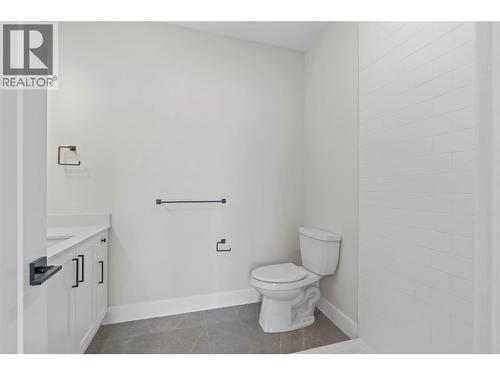 220 Shepherd Road Unit# 12, Chase, BC - Indoor Photo Showing Bathroom