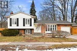 5245 BROMLEY Road  Burlington, ON L7L 3G1