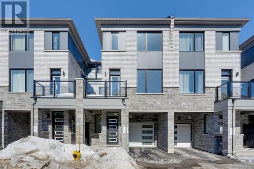 61 PEAREN LANE  Barrie, ON L9J 0Z6