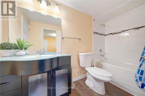 167 Miles Road, Hamilton, ON - Indoor Photo Showing Bathroom