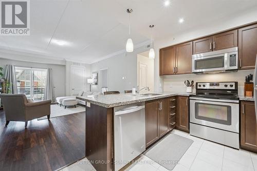 242 - 1077 Gordon Street, Guelph, ON - Indoor Photo Showing Kitchen With Stainless Steel Kitchen With Upgraded Kitchen