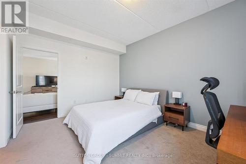 242 - 1077 Gordon Street, Guelph, ON - Indoor Photo Showing Bedroom