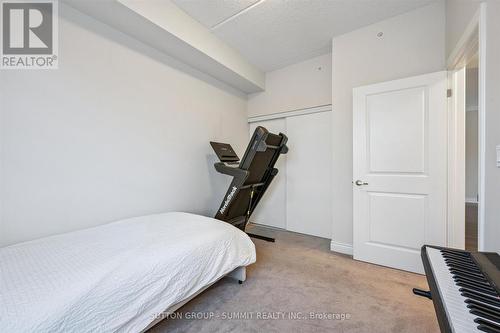 242 - 1077 Gordon Street, Guelph, ON - Indoor Photo Showing Bedroom