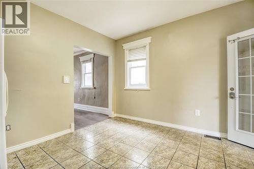 456 Chilver Unit# Lower, Windsor, ON - Indoor Photo Showing Other Room